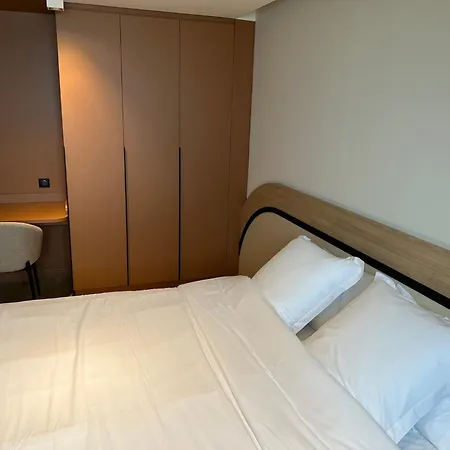 Face A La فندق جرافيلين