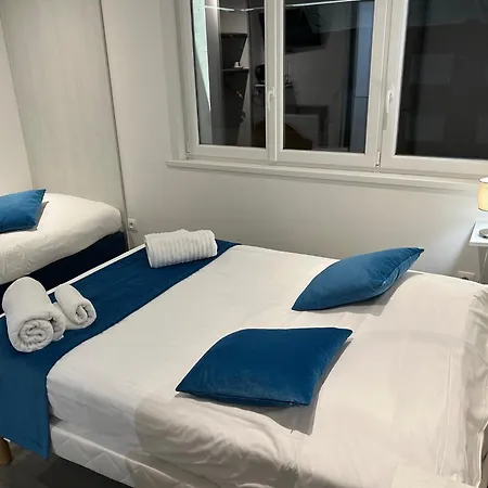 Face A La جرافيلين