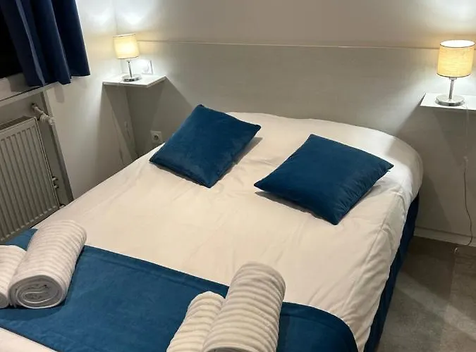 Face à La Hotel Gravelines